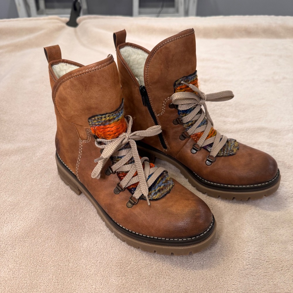 Rieker Leather Lug Sole Sweater Knit Sherpa Hiking Boots Cozy Boho EU40/US 9.5 - Picture 2 of 11